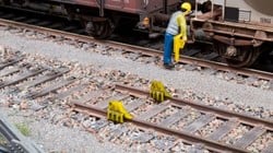 Noch 13904 N - Spoorankers / Gleisknagge (10 st.)