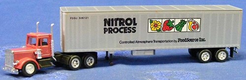 Herpa 141352 H0 - Peterbilt Vrachtwagen met Trailer Nitrol Process