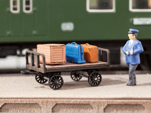 Noch 14311 H0 - Bagage trolley