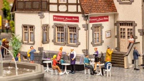 Noch 16245 H0 - Café, figuren themawereld