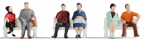Noch 18130 H0 - Zittende figuren