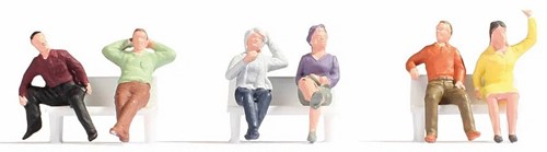 Noch 18132 H0 - Zittende figuren