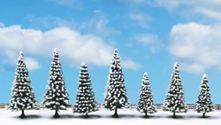 Noch 25087  - Spar, besneeuwd 7x 8-12cm