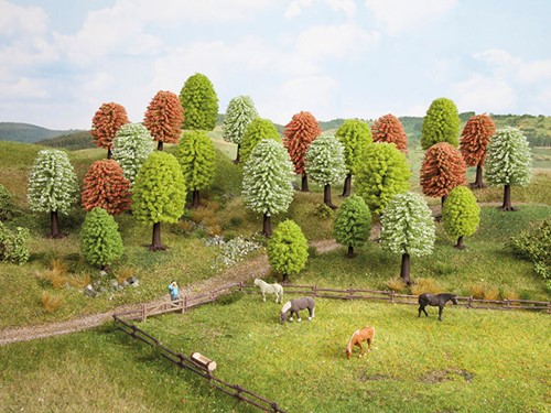 Noch 26906  - Voorjaarsbomen