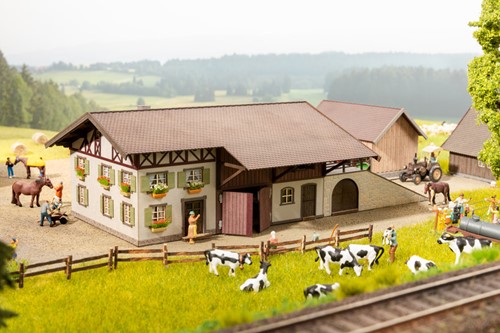 Noch 66714 H0 - Boerderij