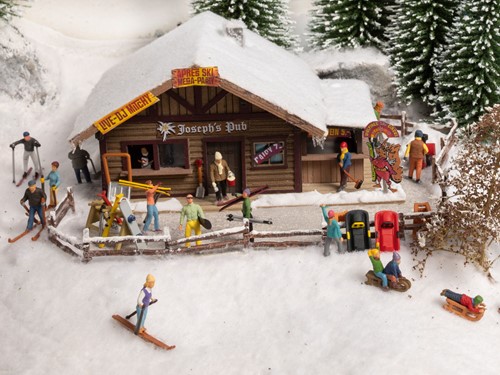 Noch 66832 H0 - Langlauf-piste met Après-Ski Hut Micro-Motion