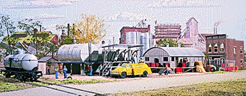 Walthers 933-3006 H0 - Interstate Brandstof en Olie Opslag-2