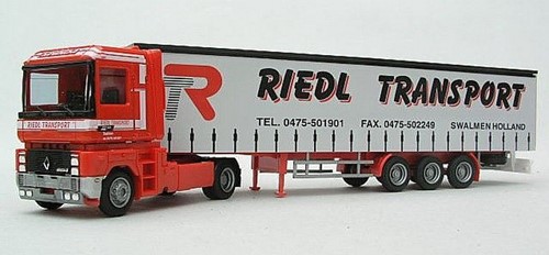 AWM 53232 H0 - Renault Vrachtwagen met Trailer Riedl Transport