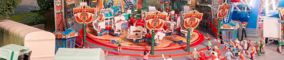 Nieuw binnen van Faller: Reuzenrad & Carousel Insider