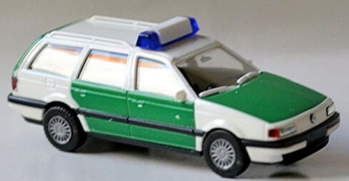 Herpa 041362 H0 - Volkswagen Passat Variant Polizei