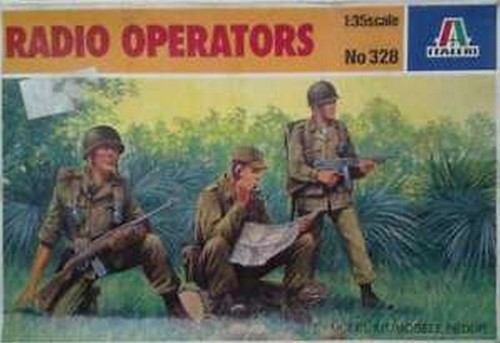 Italeri 328  - Radio Corps 1:35 (Open Verpakking)