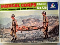 Italeri 329  - Medical Corps 1:35 (Open Verpakking)