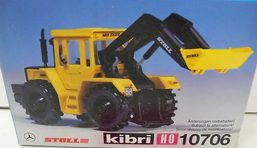 Kibri 10706 H0 - Mercedes Benz Tractor met Stoll Voorlader Groen