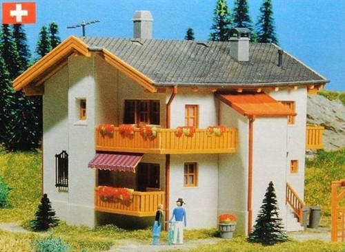 Kibri 8065 H0 - Huis Surselva