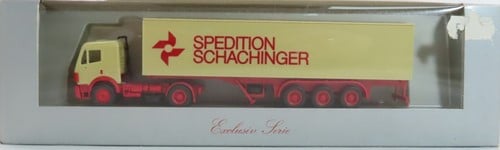 Herpa 2001000000005 H0 - Mercedes Benz Vrachtwagen met Trailer Spedition Schachinger Exclusive Series