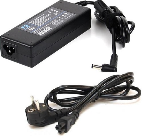 Railbox - Voeding 19V / 3.42A (2.5/5.5mm connector)