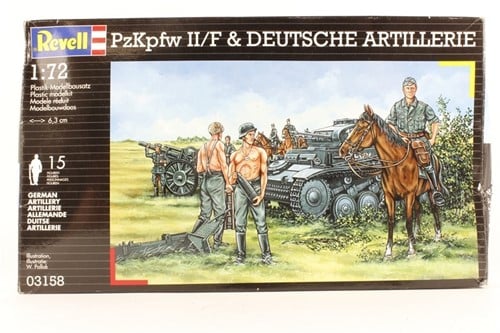 Revell 3158  - PzKpfw II/F & Deutsche Artillerie 1:72 (Open Verpakking)